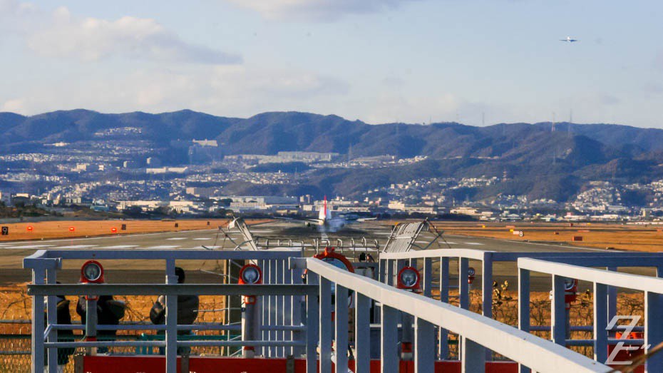 Plane spotting at Itami Airport